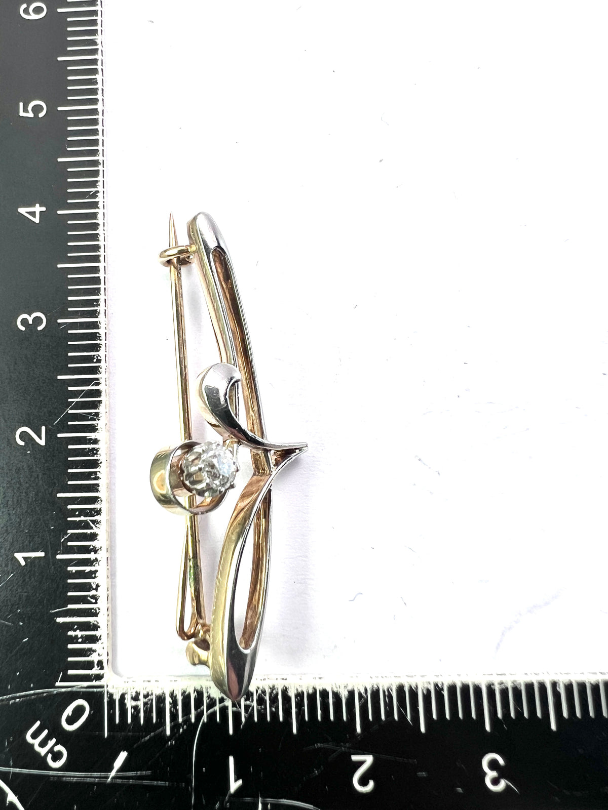 Boxed Art Nouveau 15CT Gold and Platinum Diamond Brooch