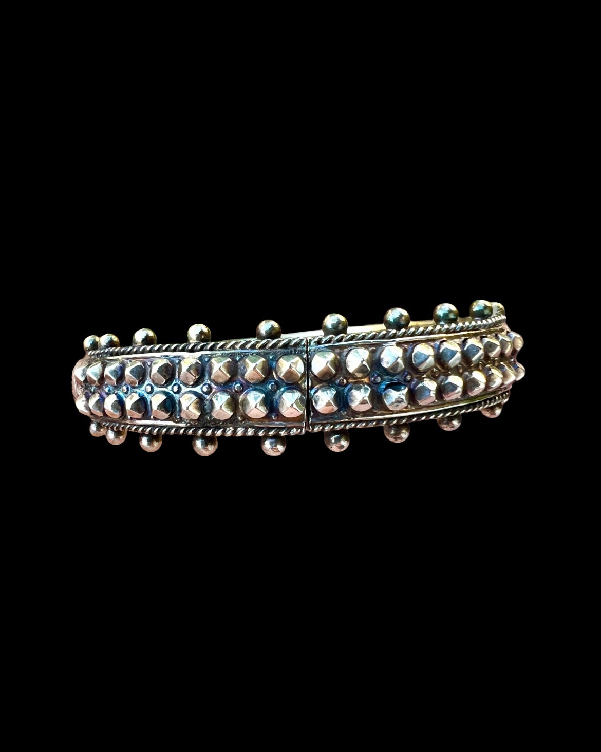 Small Size Antique Silver Front Opening Bangle