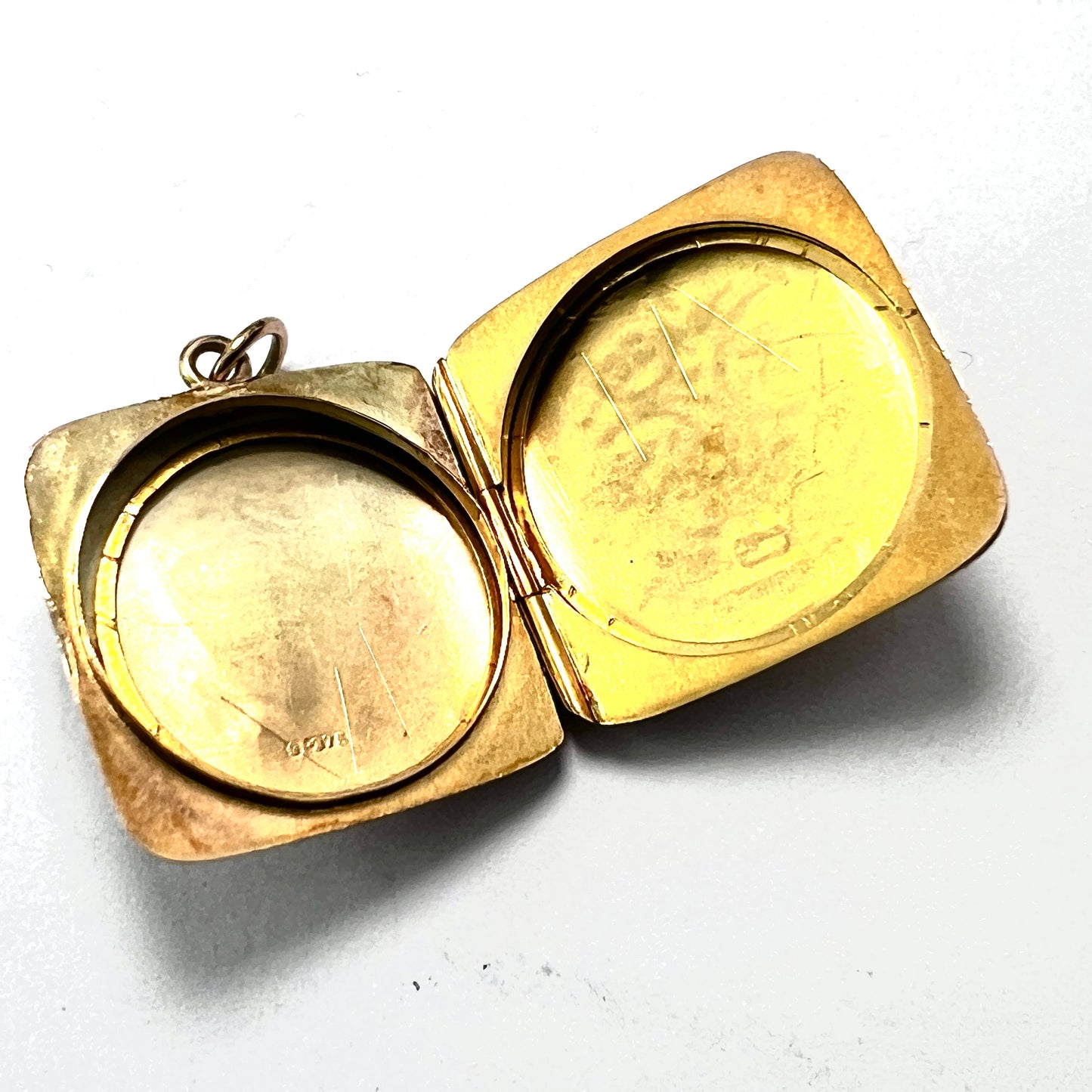 Edwardian Solid 9CT Gold Square Locket