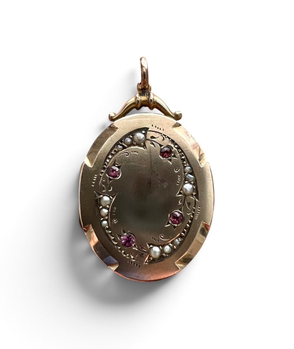 Victorian 9CT Gold Ruby and Pearl Locket