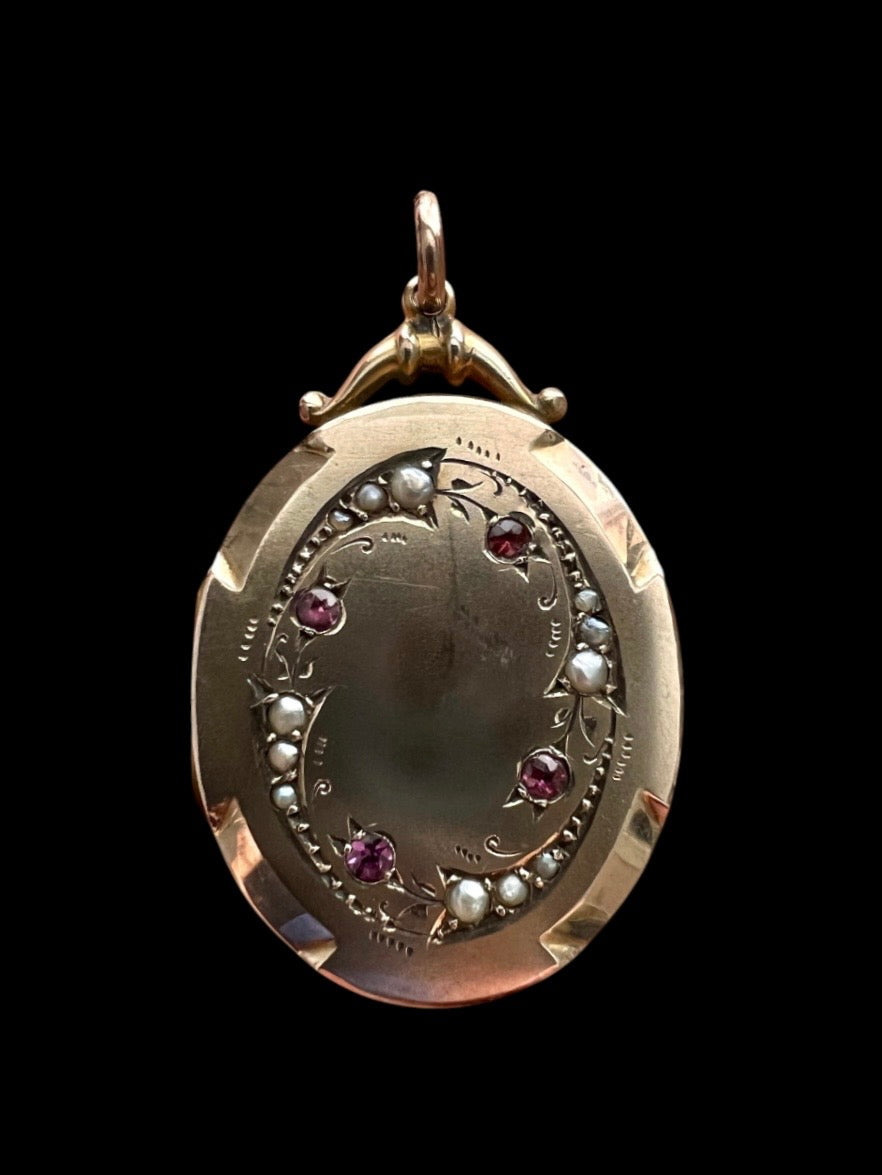 Victorian 9CT Gold Ruby and Pearl Locket