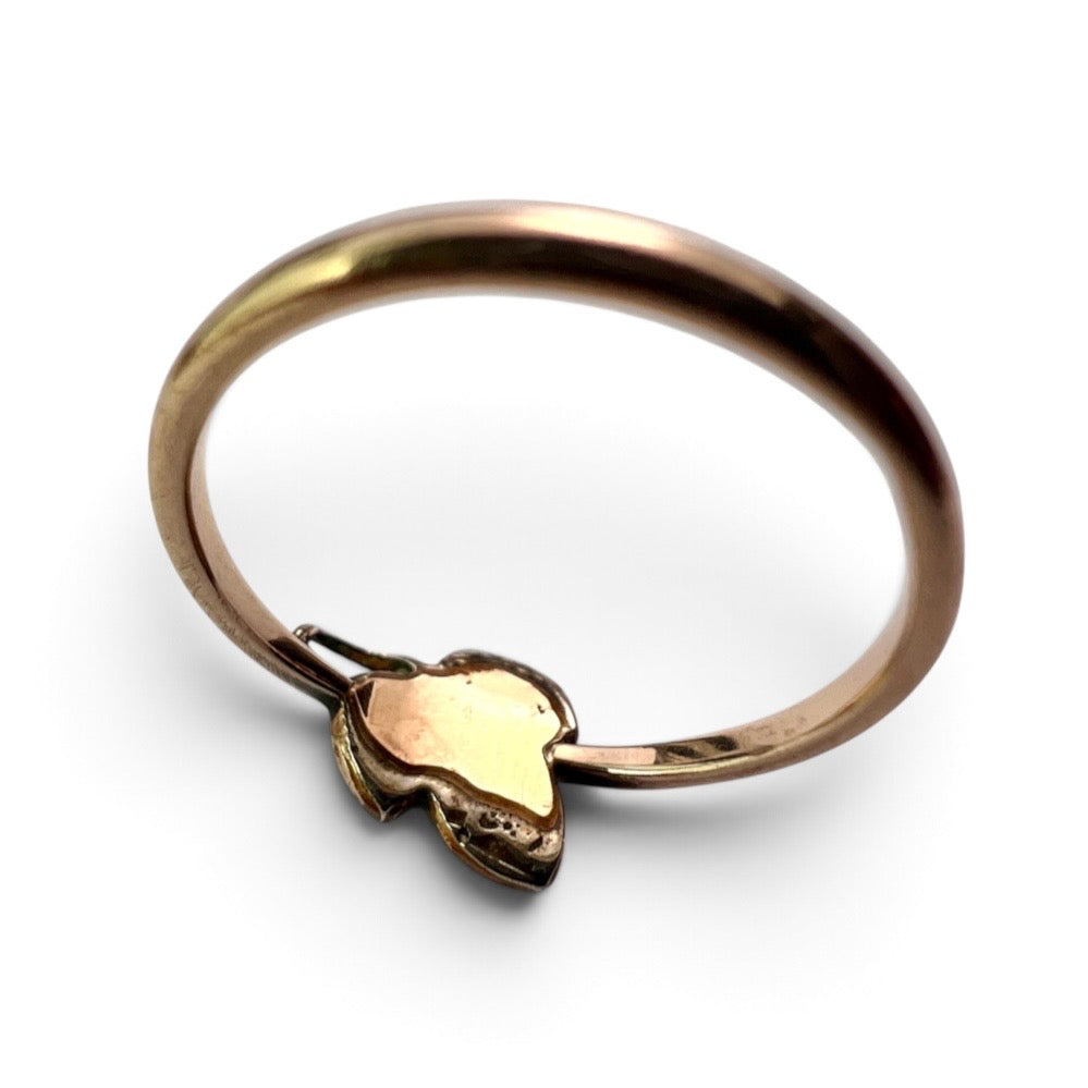 Victorian Garnet Flower 9CT Gold Ring