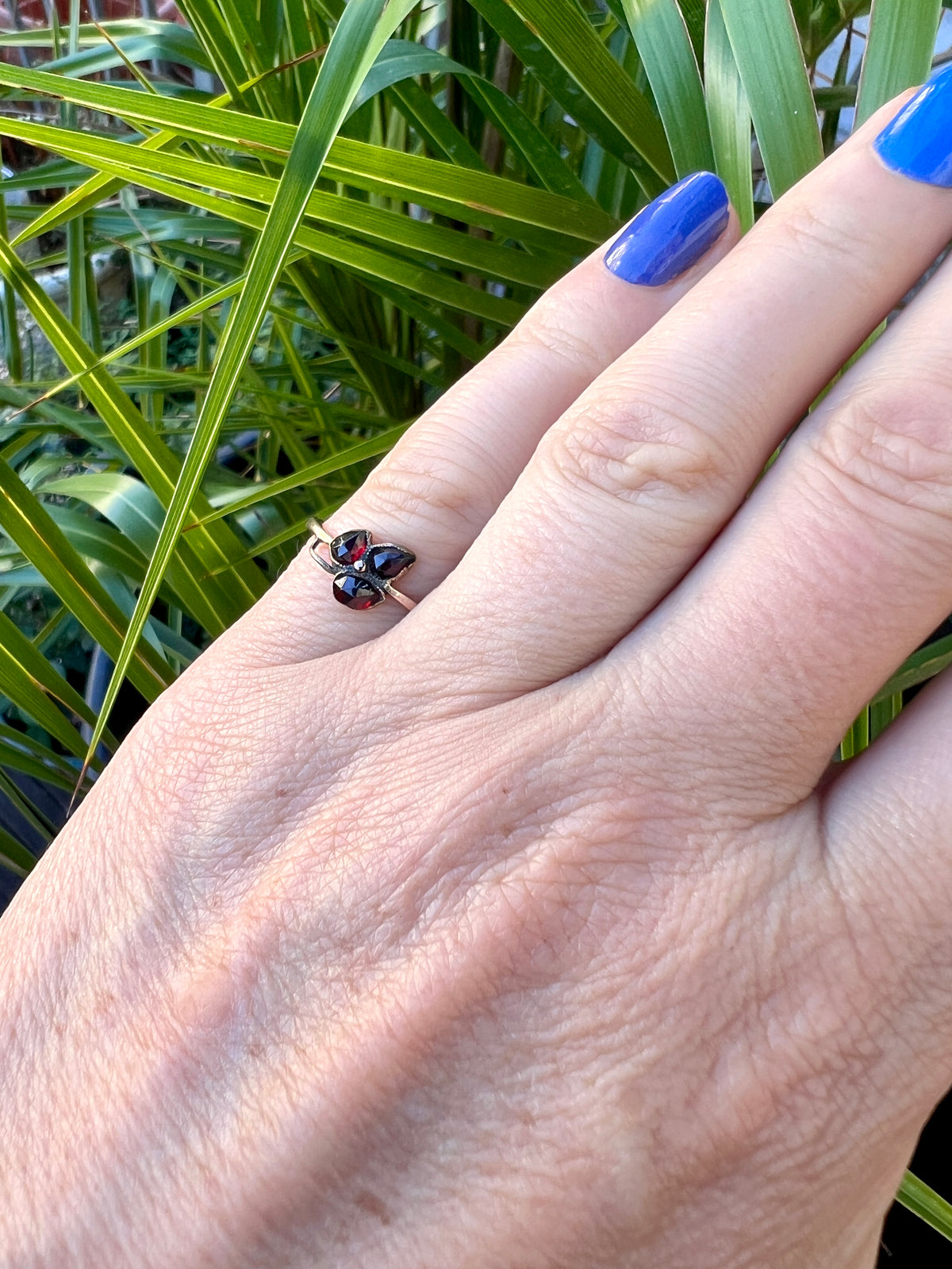 Victorian Garnet Flower 9CT Gold Ring