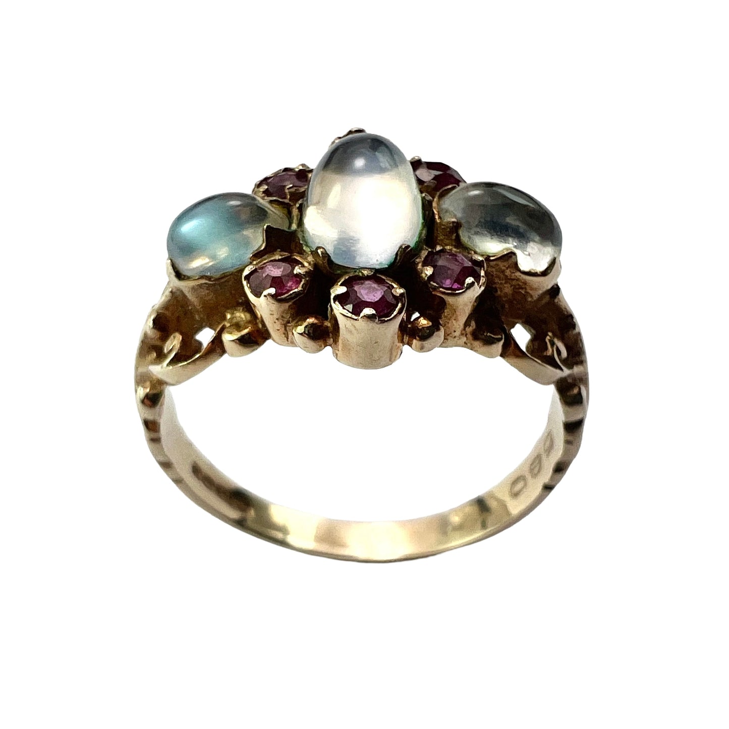 Vintage Sugarloaf Moonstone Ruby 9CT Gold Ring