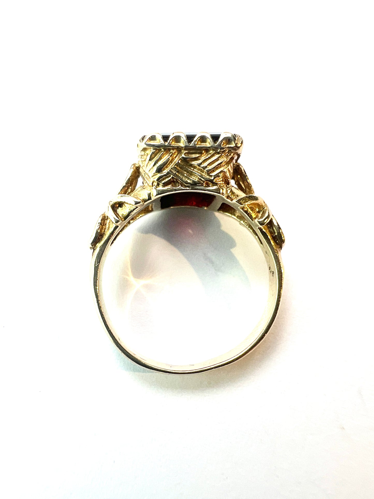Vintage 9CT Gold Square Garnet Ring