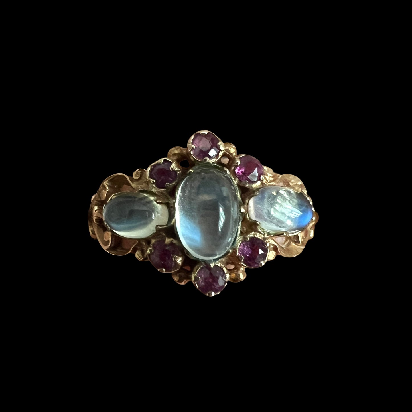 Vintage Sugarloaf Moonstone Ruby 9CT Gold Ring