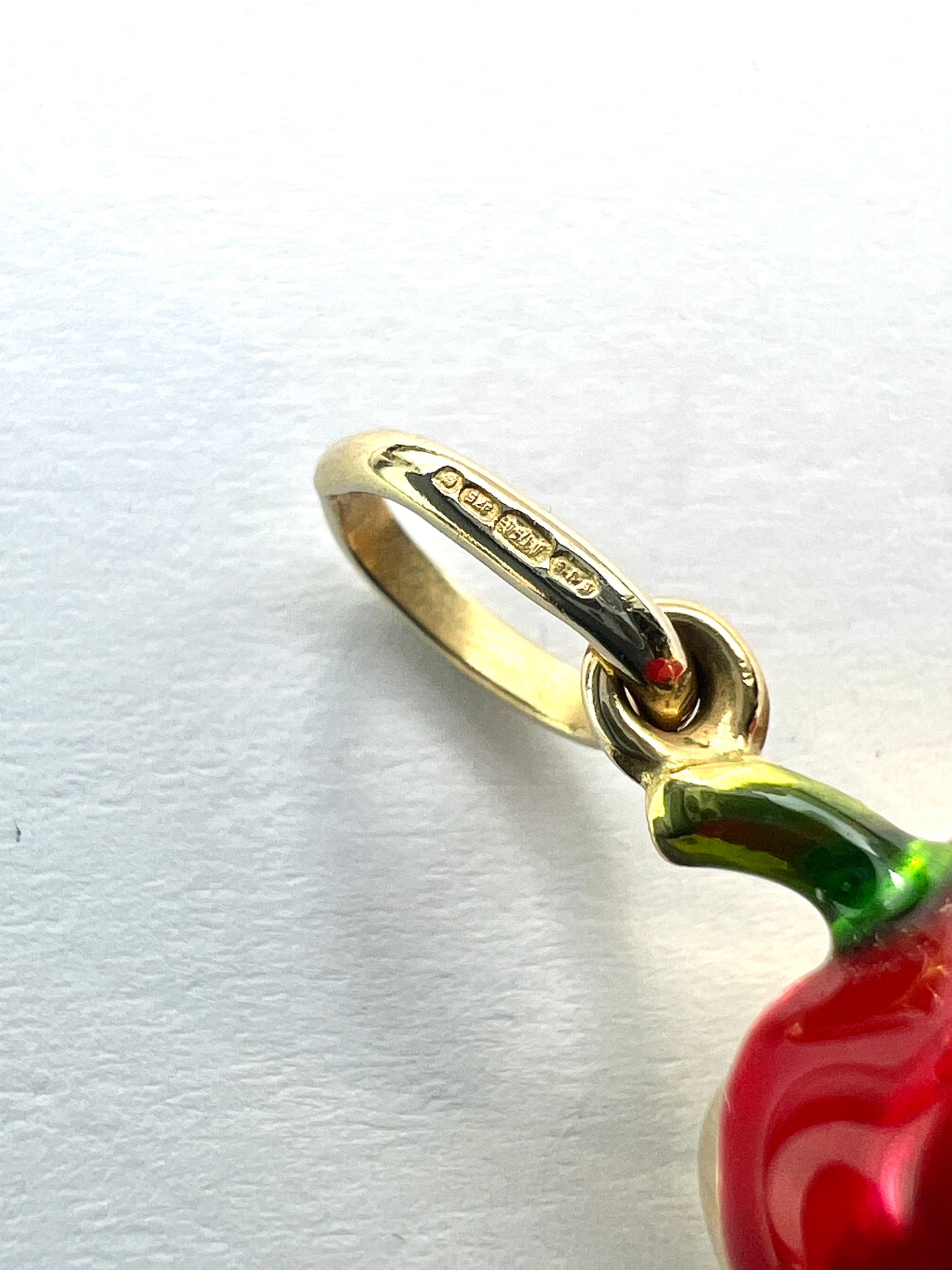 Small Vintage 9CT Gold Enamel Apple Charm
