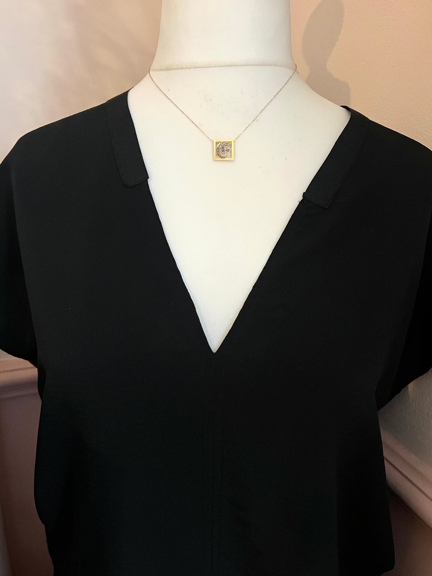 Victorian 9CT Gold Initial Letter E Pearl Ribbon Slider Pendant