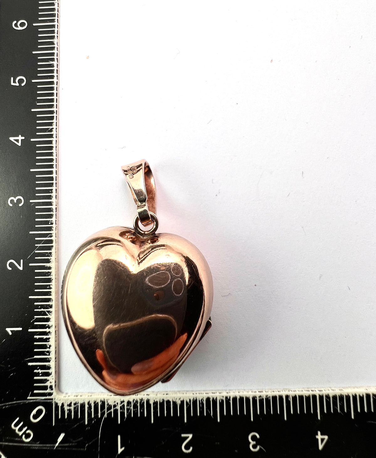 Vintage 9CT Rose Gold Puffy Heart Locket Pendant