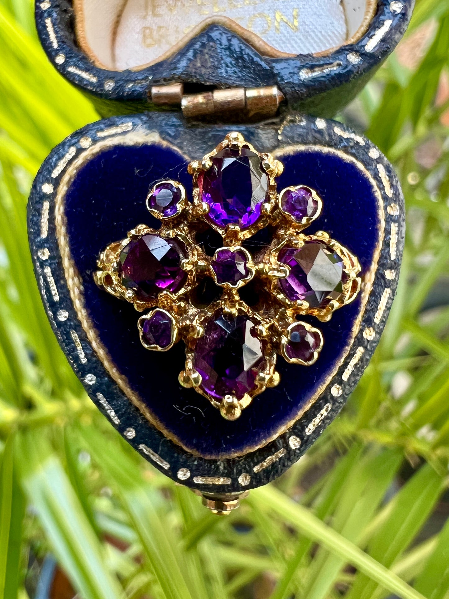 Vintage Amethyst 9CT Gold Victorian Style Ring