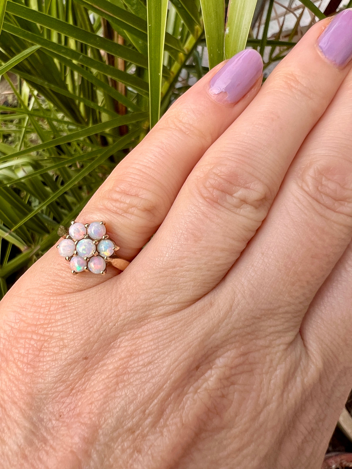Vintage 9CT Gold Opal Cluster Ring
