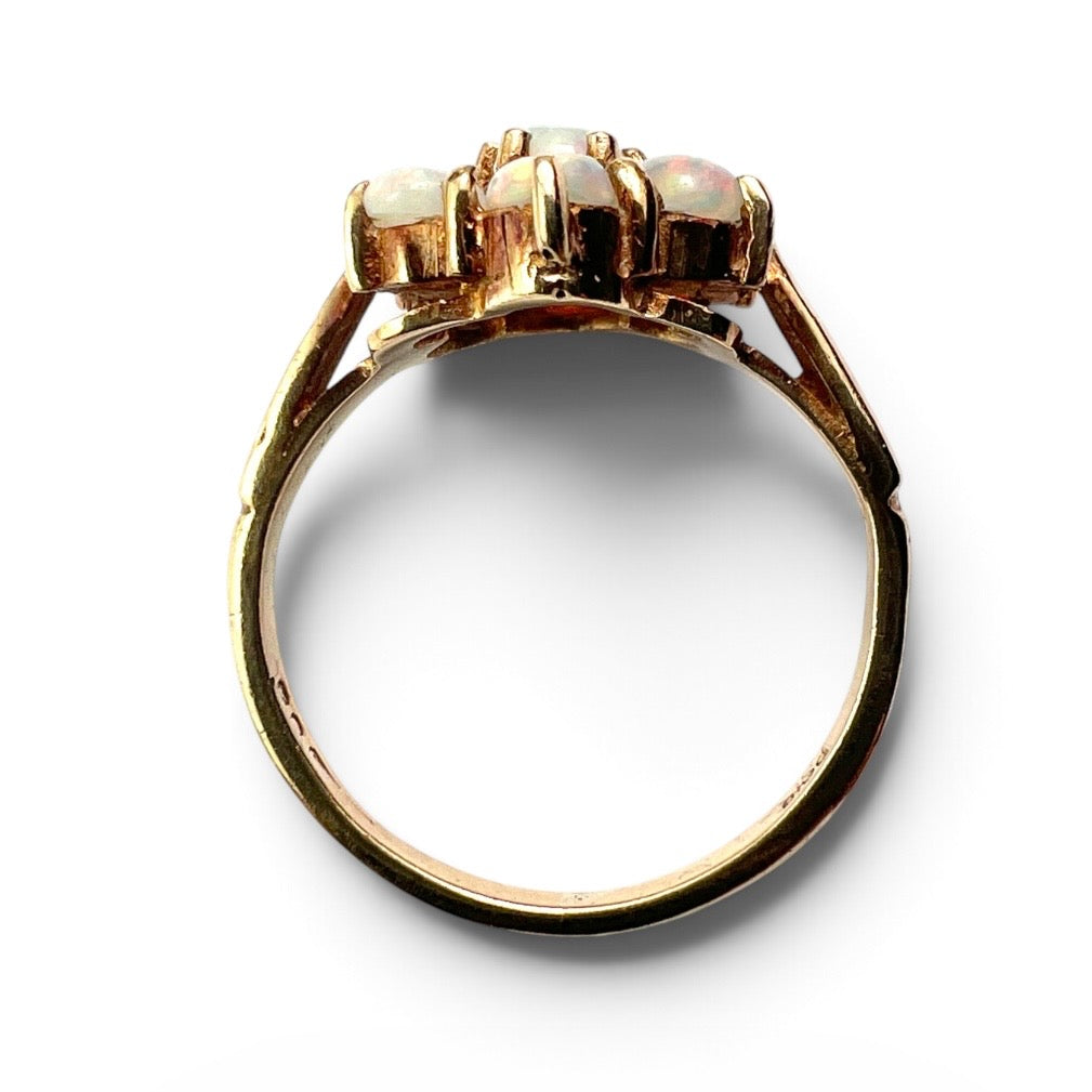 Vintage 9CT Gold Opal Cluster Ring