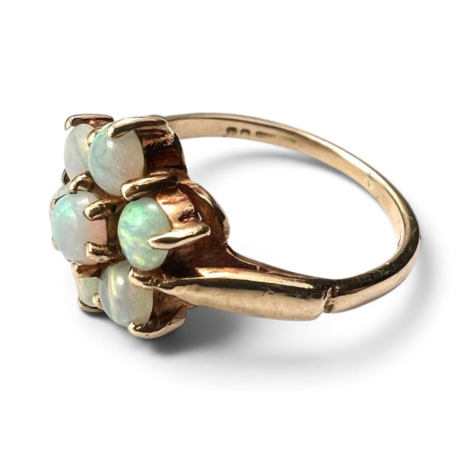 Vintage 9CT Gold Opal Cluster Ring