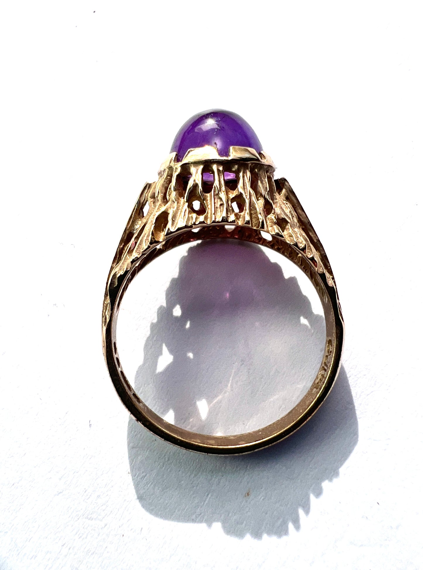 1968 Vintage Amethyst Solitaire 9CT Gold Brutalist Ring