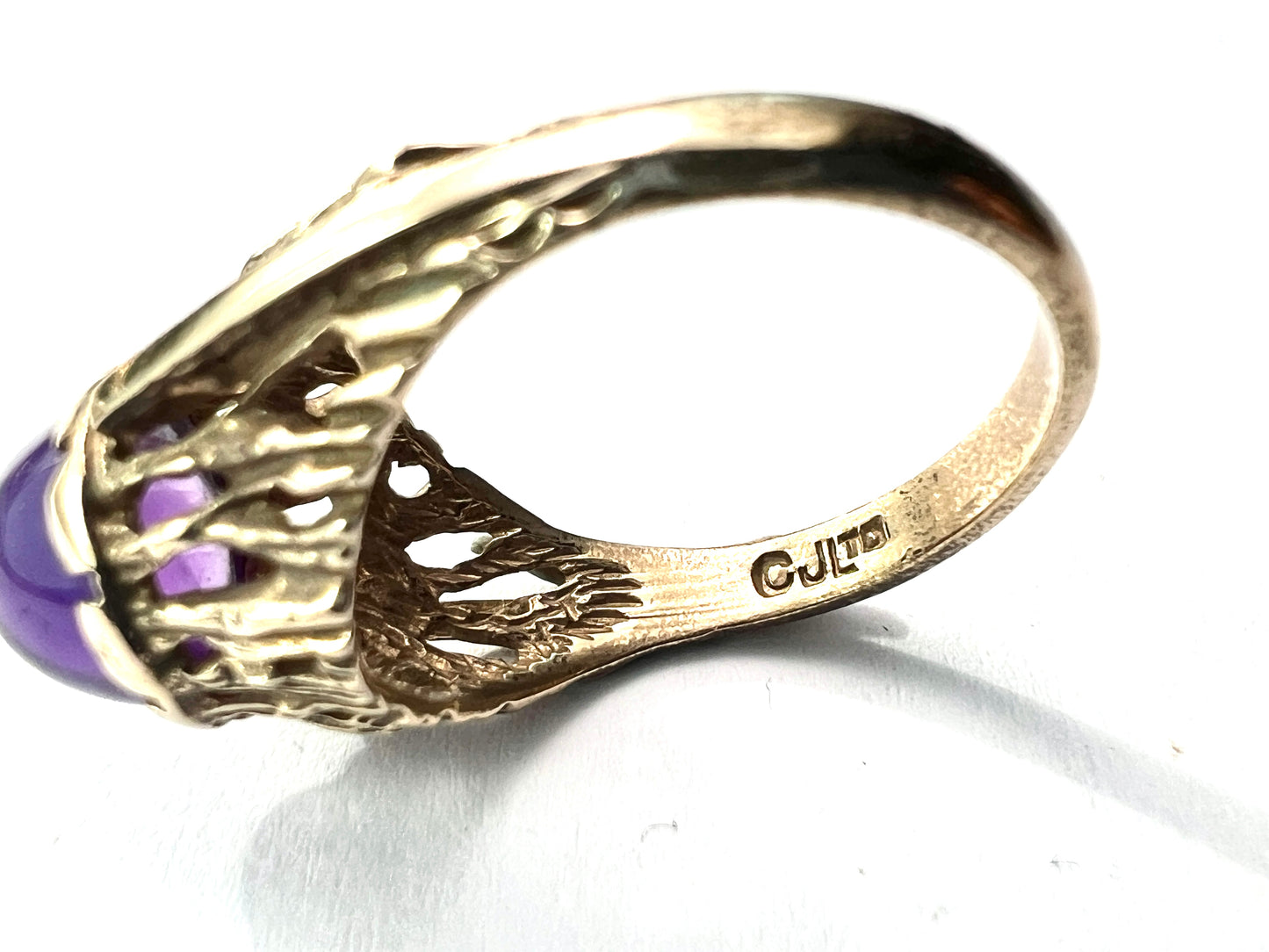 1968 Vintage Amethyst Solitaire 9CT Gold Brutalist Ring