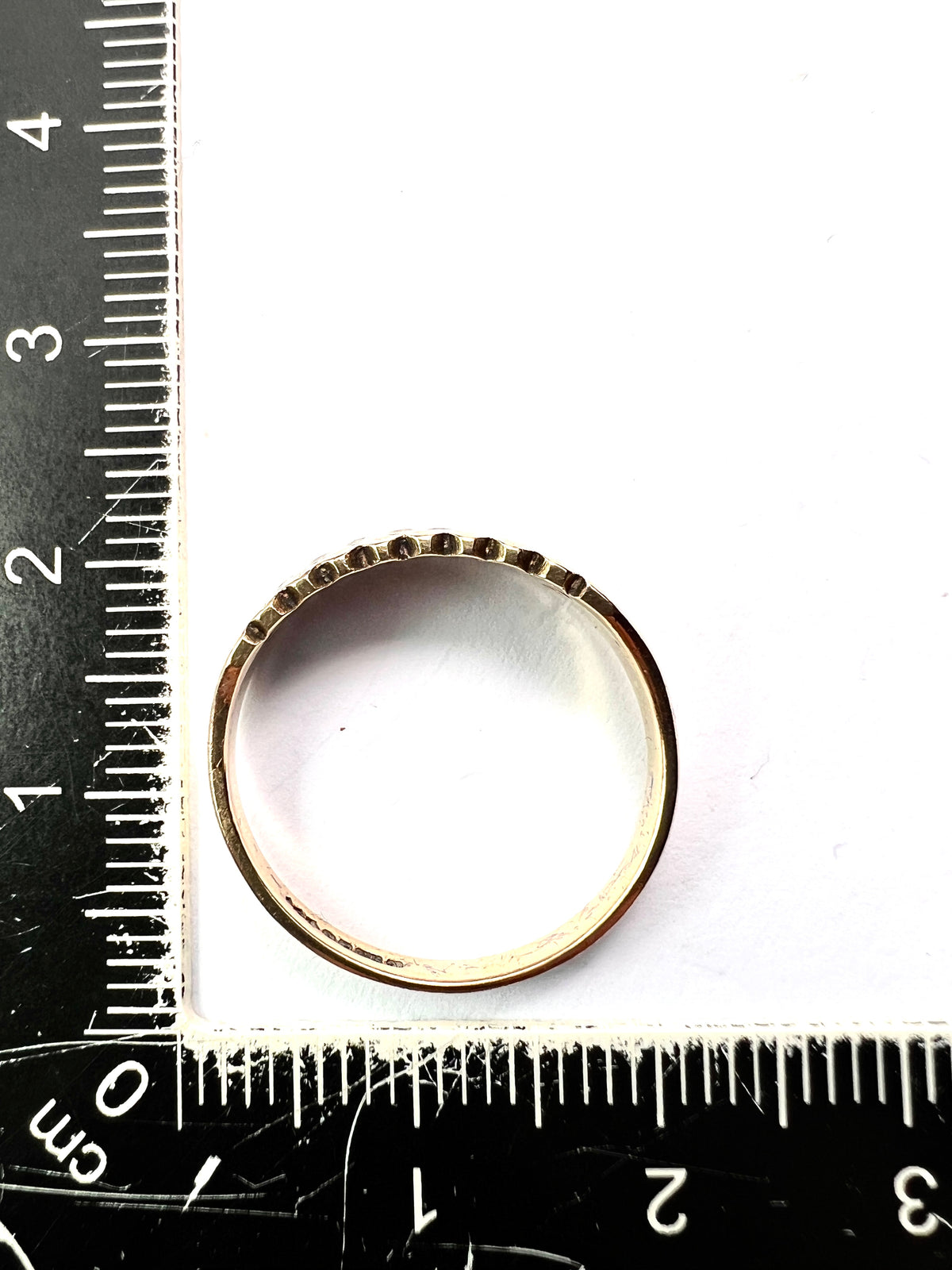 Vintage 9CT Gold Spinel Star Ring