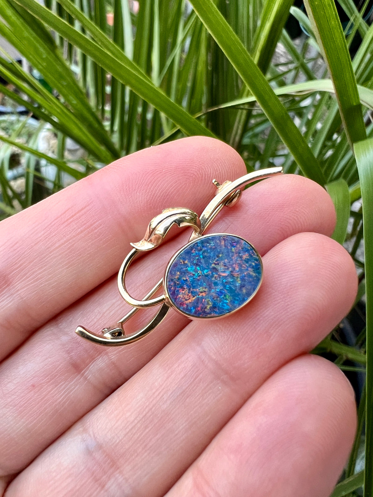 Art Nouveau Style 9CT Gold Opal Leaf Brooch