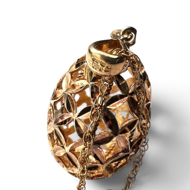 Vintage 9CT Gold Egg Pendant Necklace