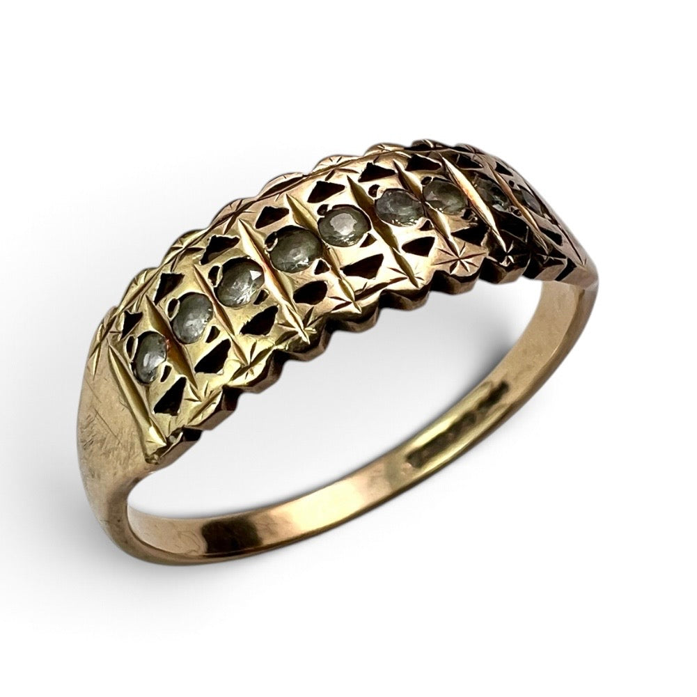 Vintage 9CT Gold Spinel Star Ring