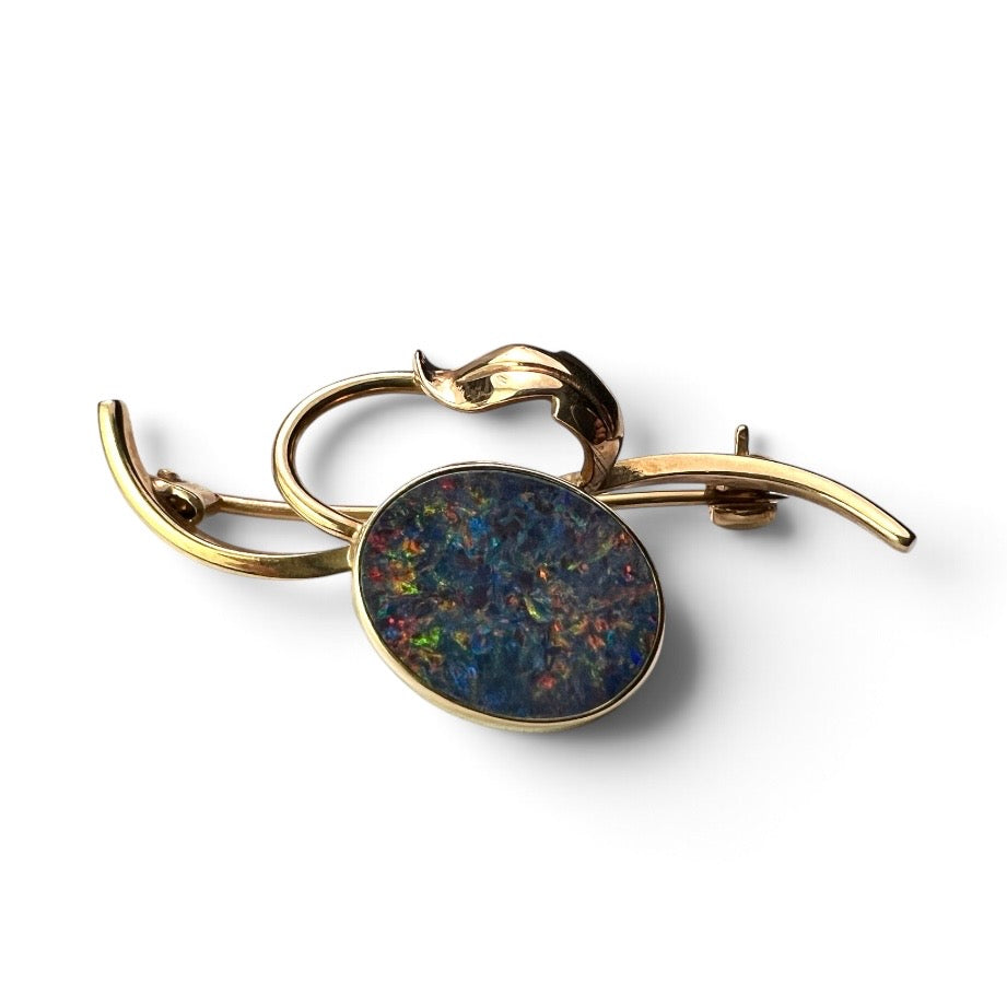 Art Nouveau Style 9CT Gold Opal Leaf Brooch