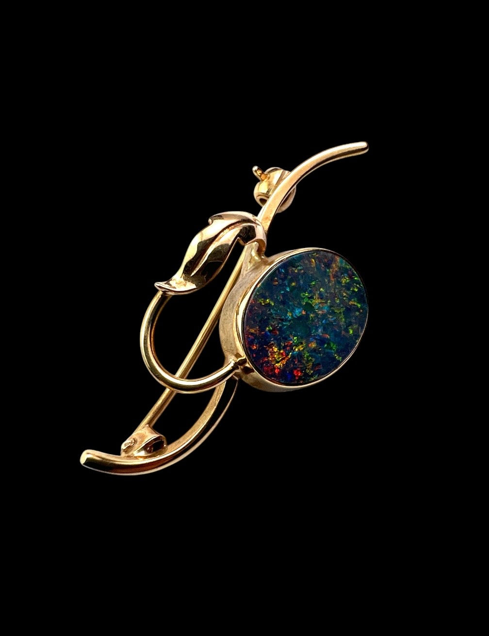 Art Nouveau Style 9CT Gold Opal Leaf Brooch