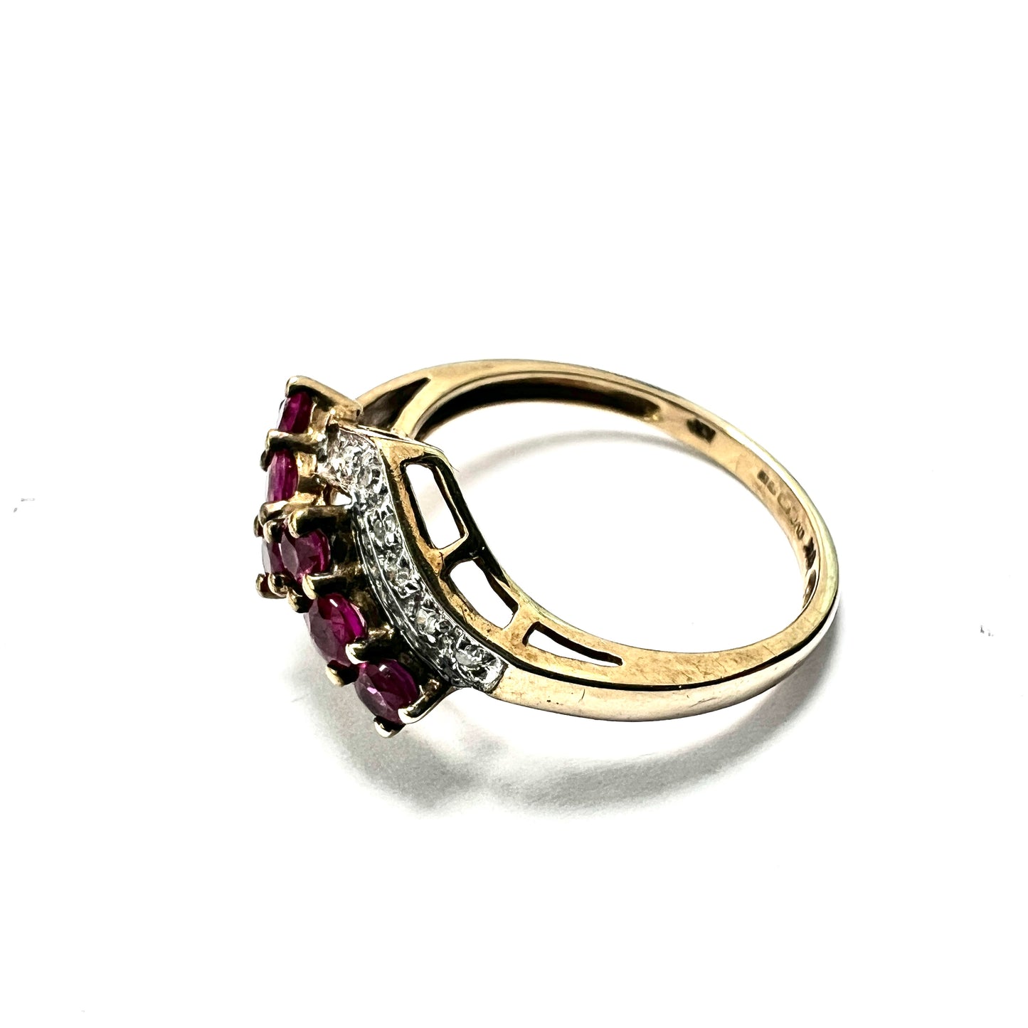Vintage 9CT Gold Diamond and Rubellite Ring