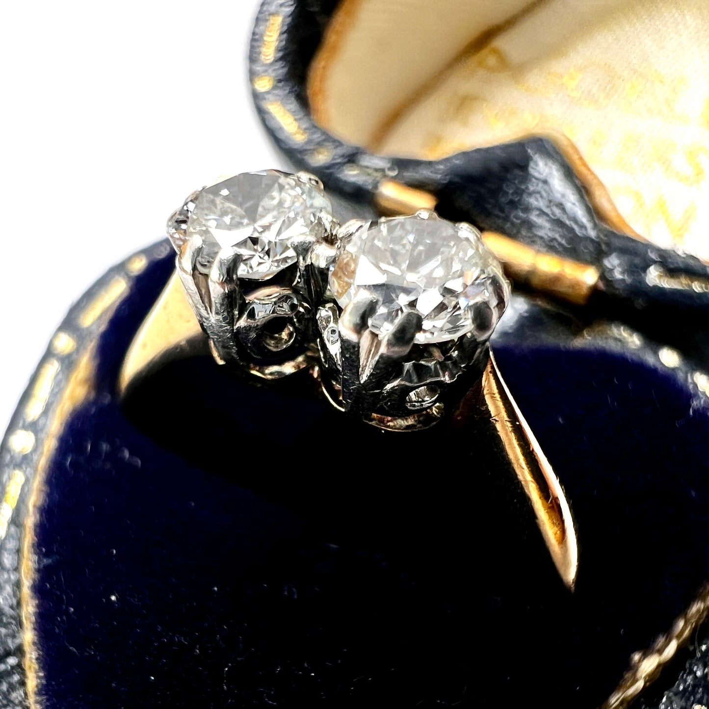 Vintage Toi Et Moi 18CT Gold and Platinum Diamond Ring