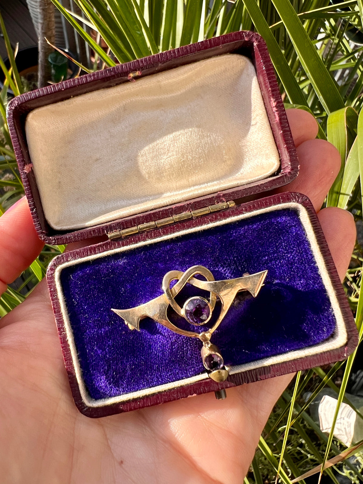 Boxed Art Nouveau 9CT Gold Amethyst Brooch by Deakin & Francis