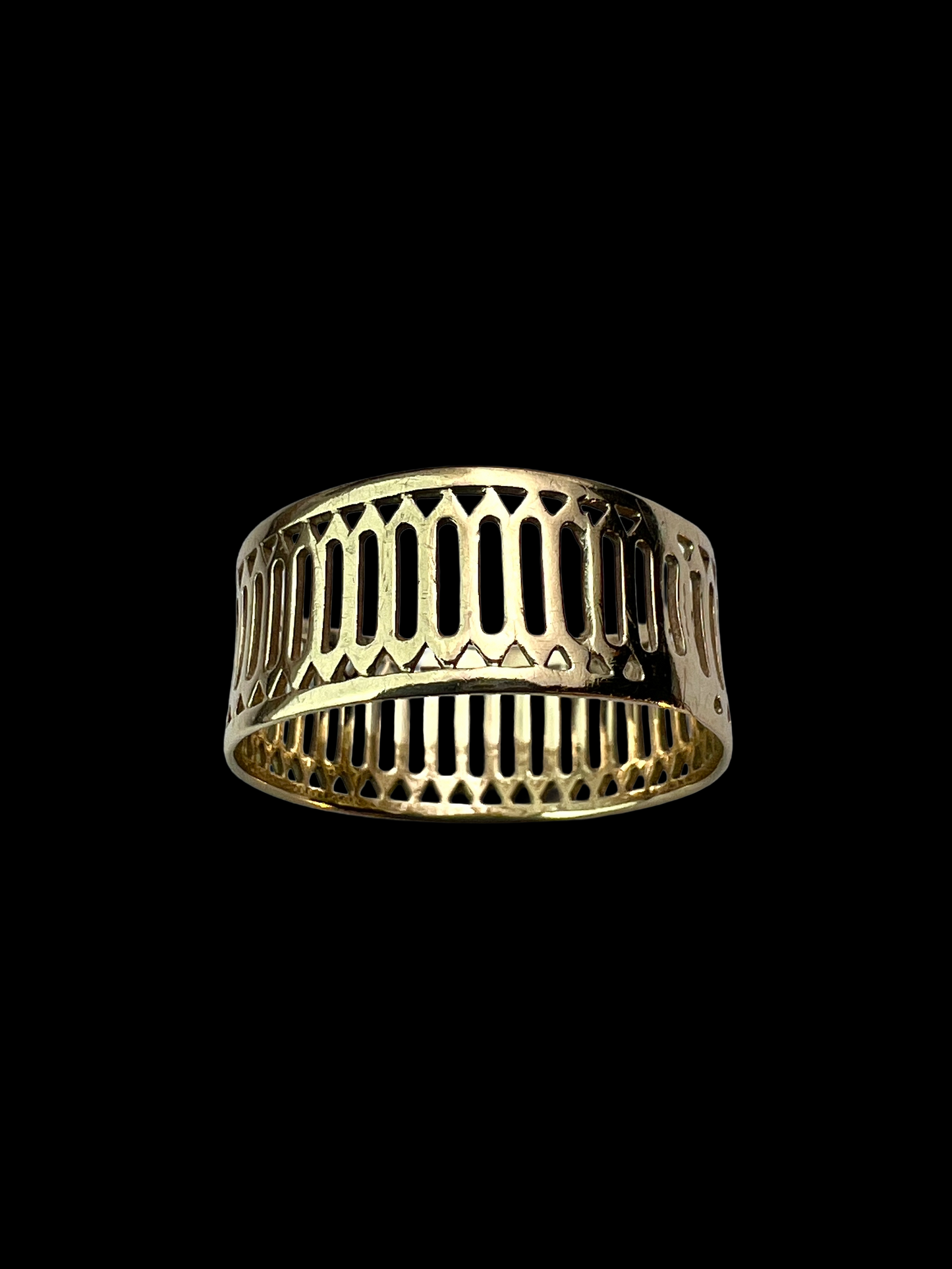 Vintage 9CT Gold Wide Pierced Ring • Wedding Band