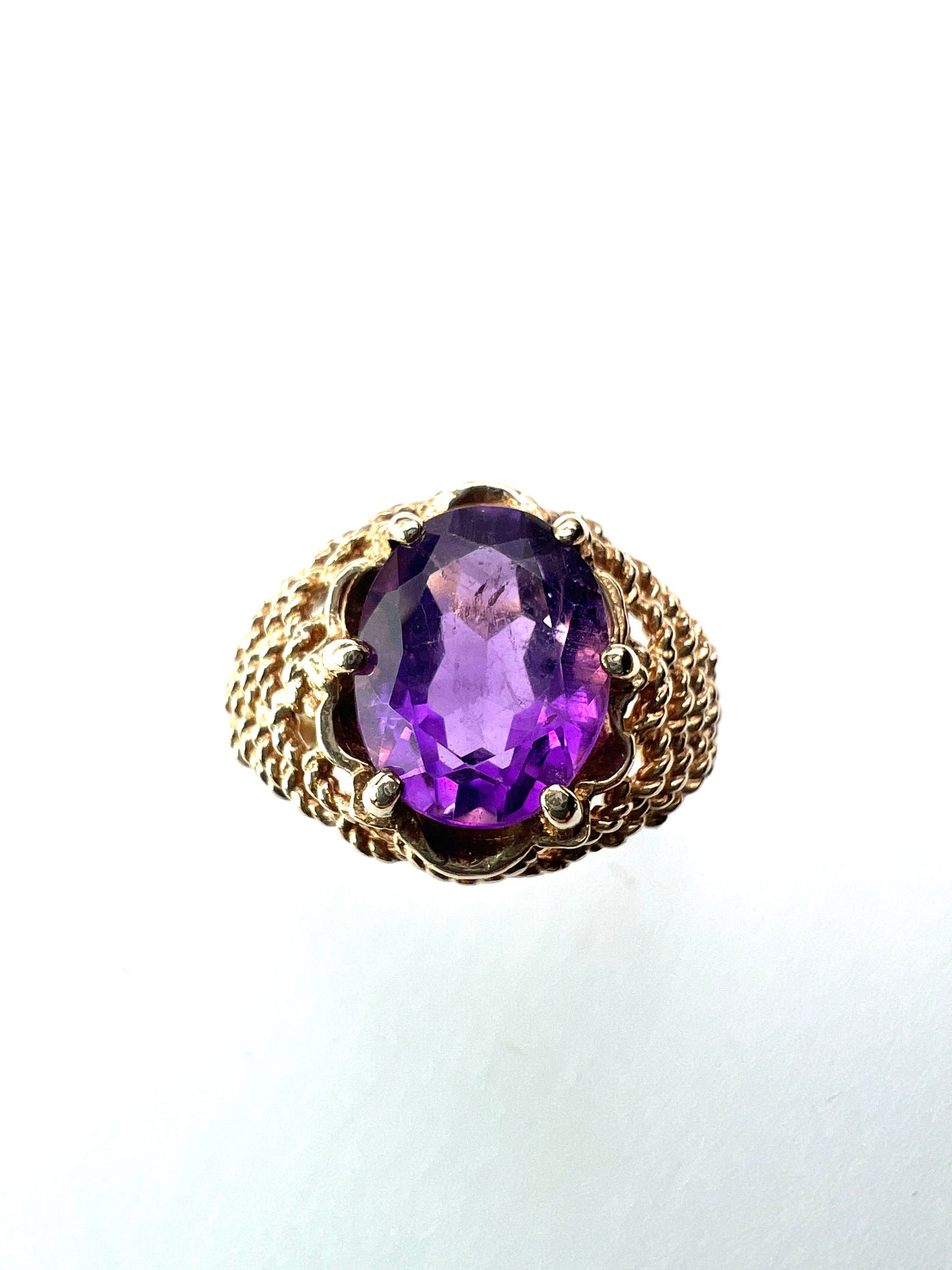 1975 Vintage Amethyst Solitaire 9CT Gold Ring