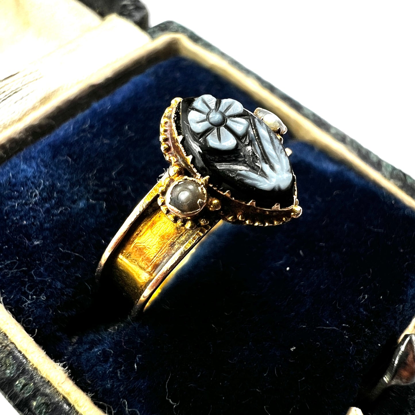Victorian 15CT Gold Sardonyx and Pearl Forget me Not Memorial Ring
