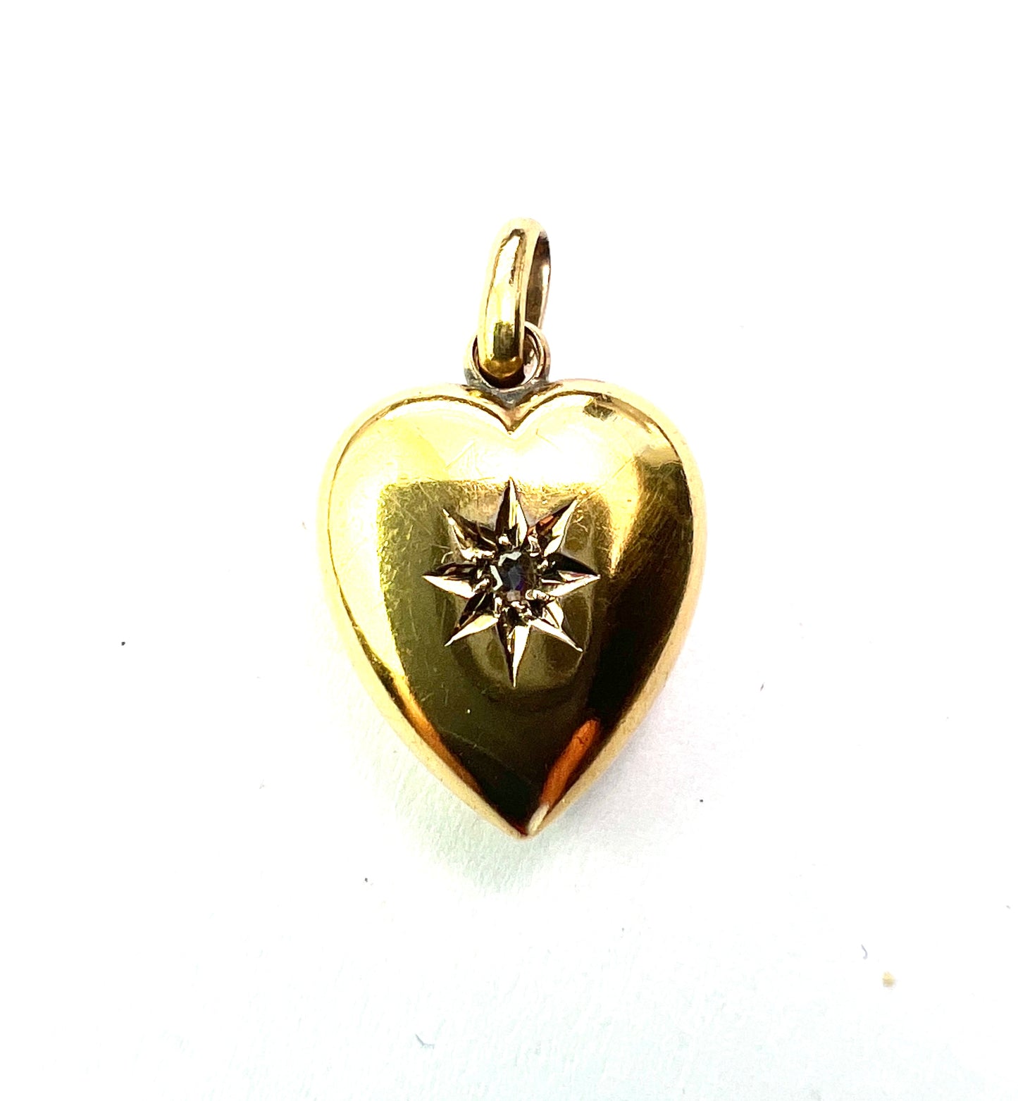 1897 Hallmarked Victorian 15CT Gold Diamond Star Puffy Heart Pendant
