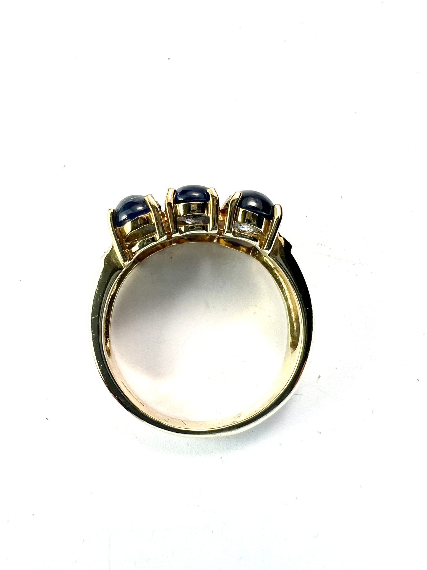 Vintage 9CT Gold Sapphire Cabochon Diamond Ring
