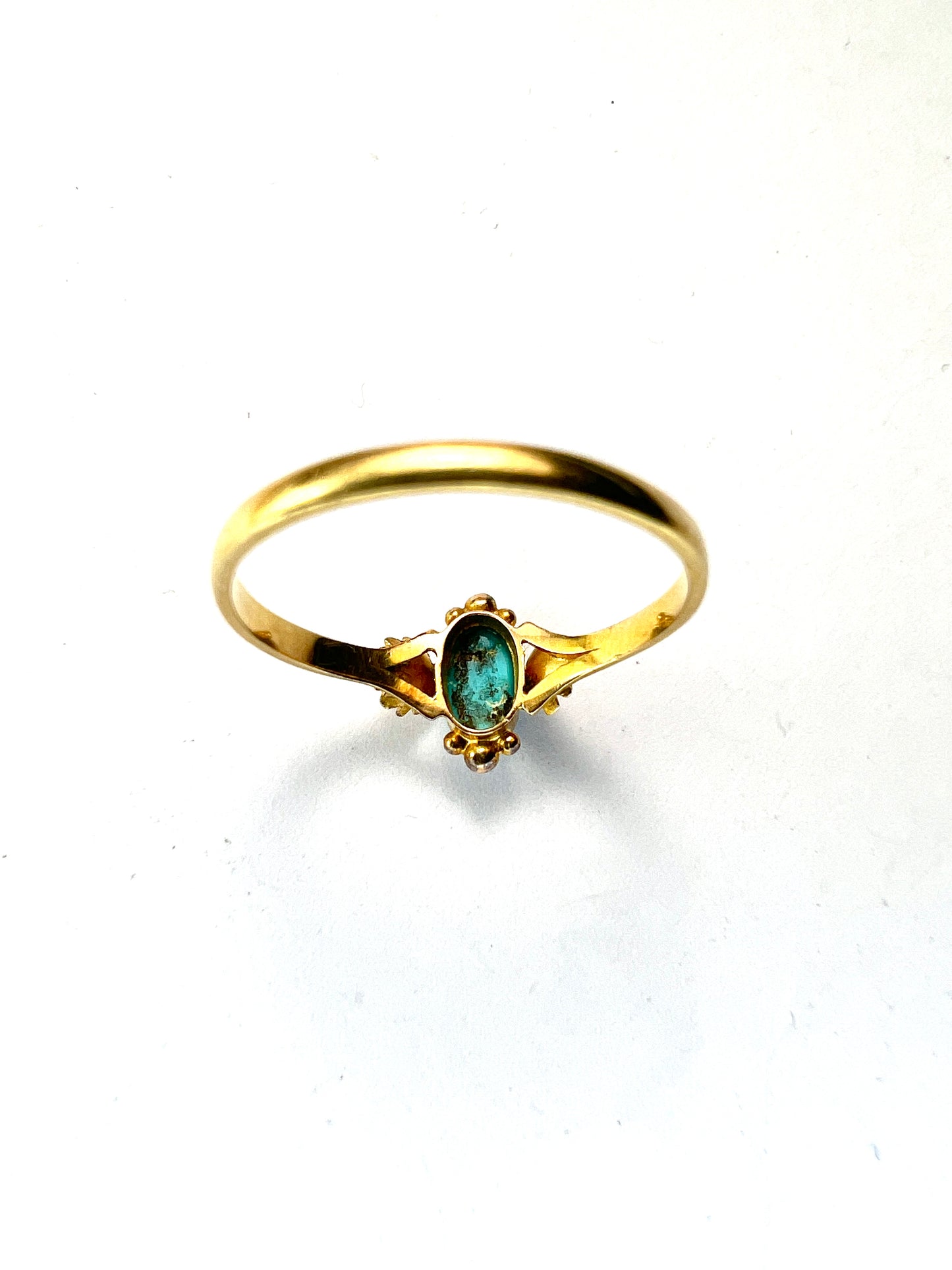 Victorian 18CT Gold Turquoise Arts and Crafts Flower Ring