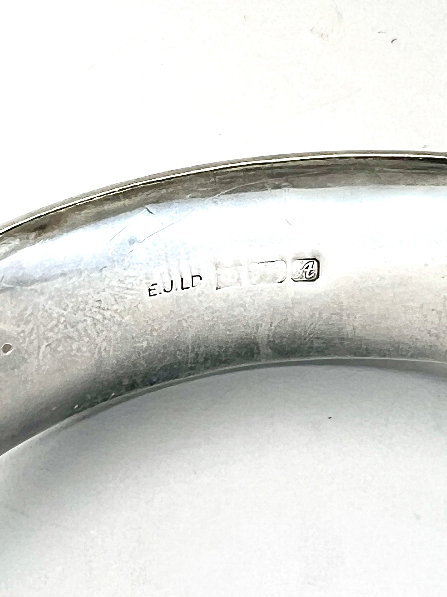Vintage Sterling Silver Engraved Hinged Bangle