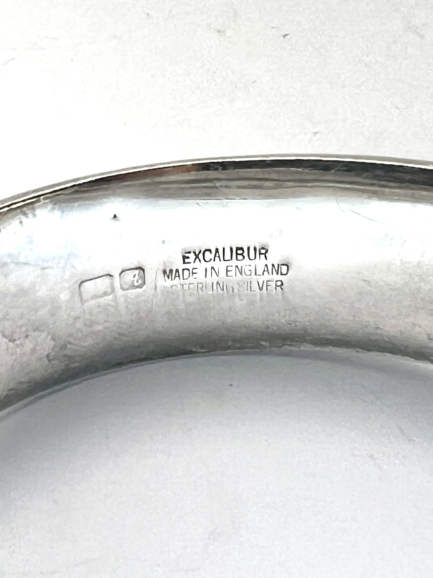 Vintage Sterling Silver Engraved Hinged Bangle