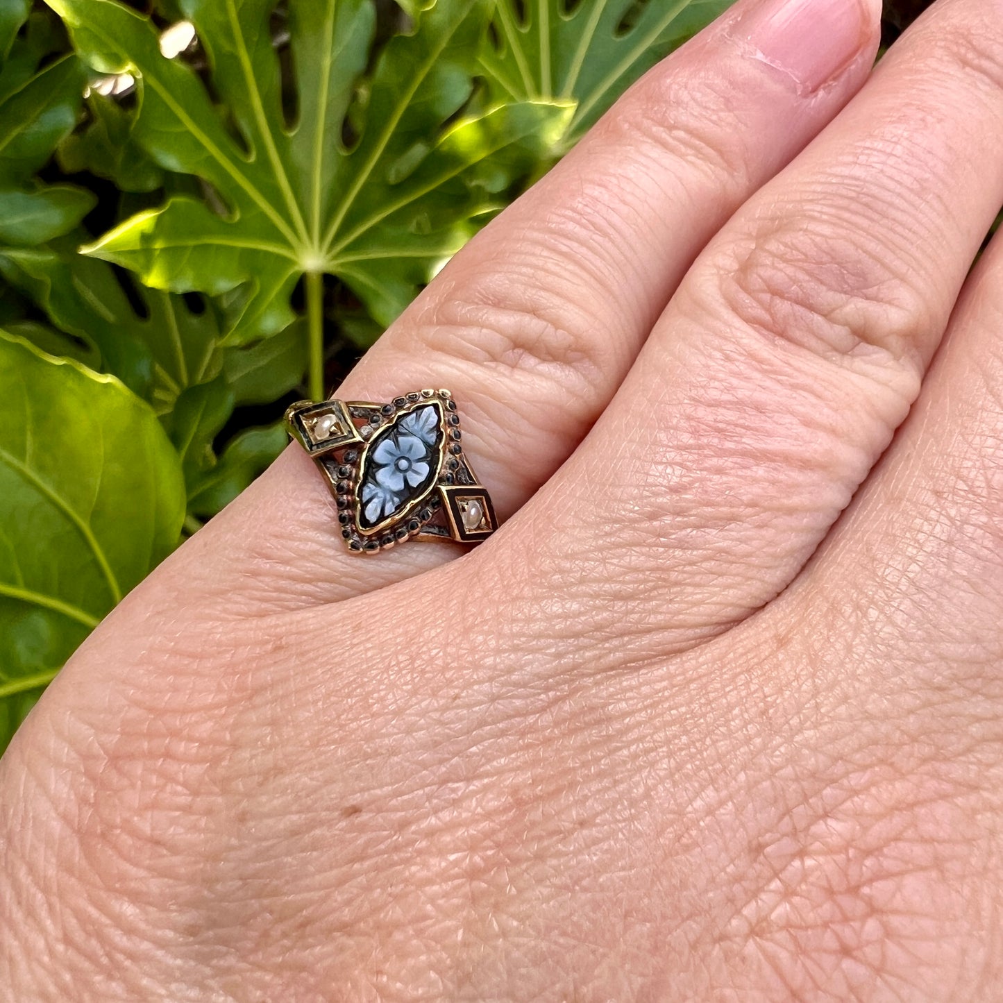 Victorian 18CT Gold Sardonyx and Pearl Memorial Ring