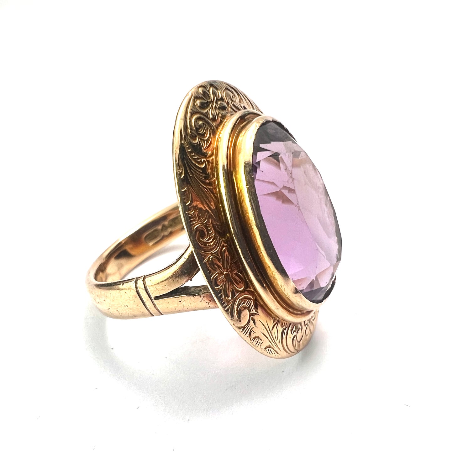 Large Vintage Victorian Style 9CT Gold Amethyst Ring