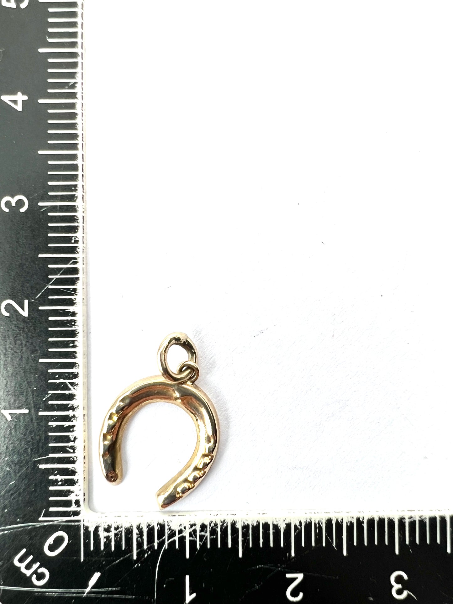 Vintage 1948 9CT Gold Lucky Horseshoe Charm Pendant