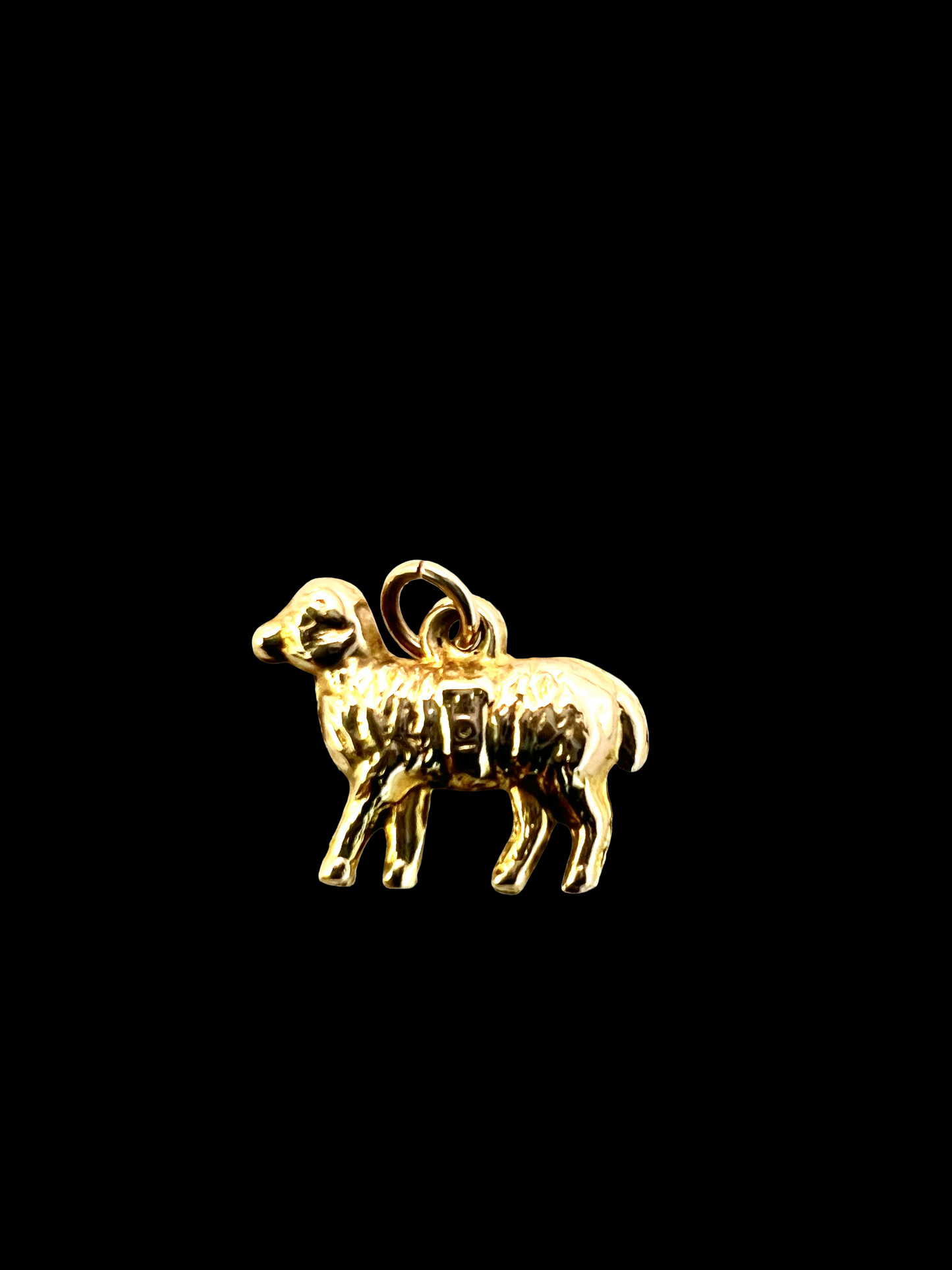 Vintage 9CT Gold Lamb Charm Pendant