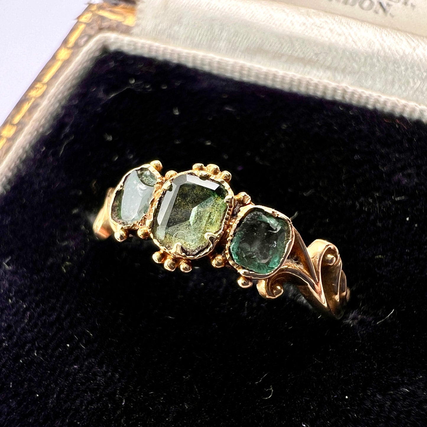 Antique Georgian Emerald High-Carat Gold Ring