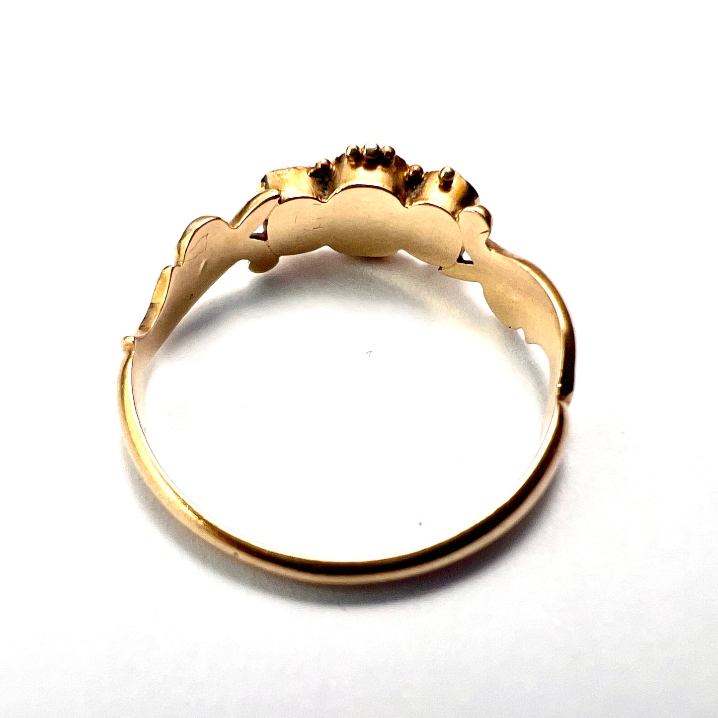 Antique Georgian Emerald High-Carat Gold Ring