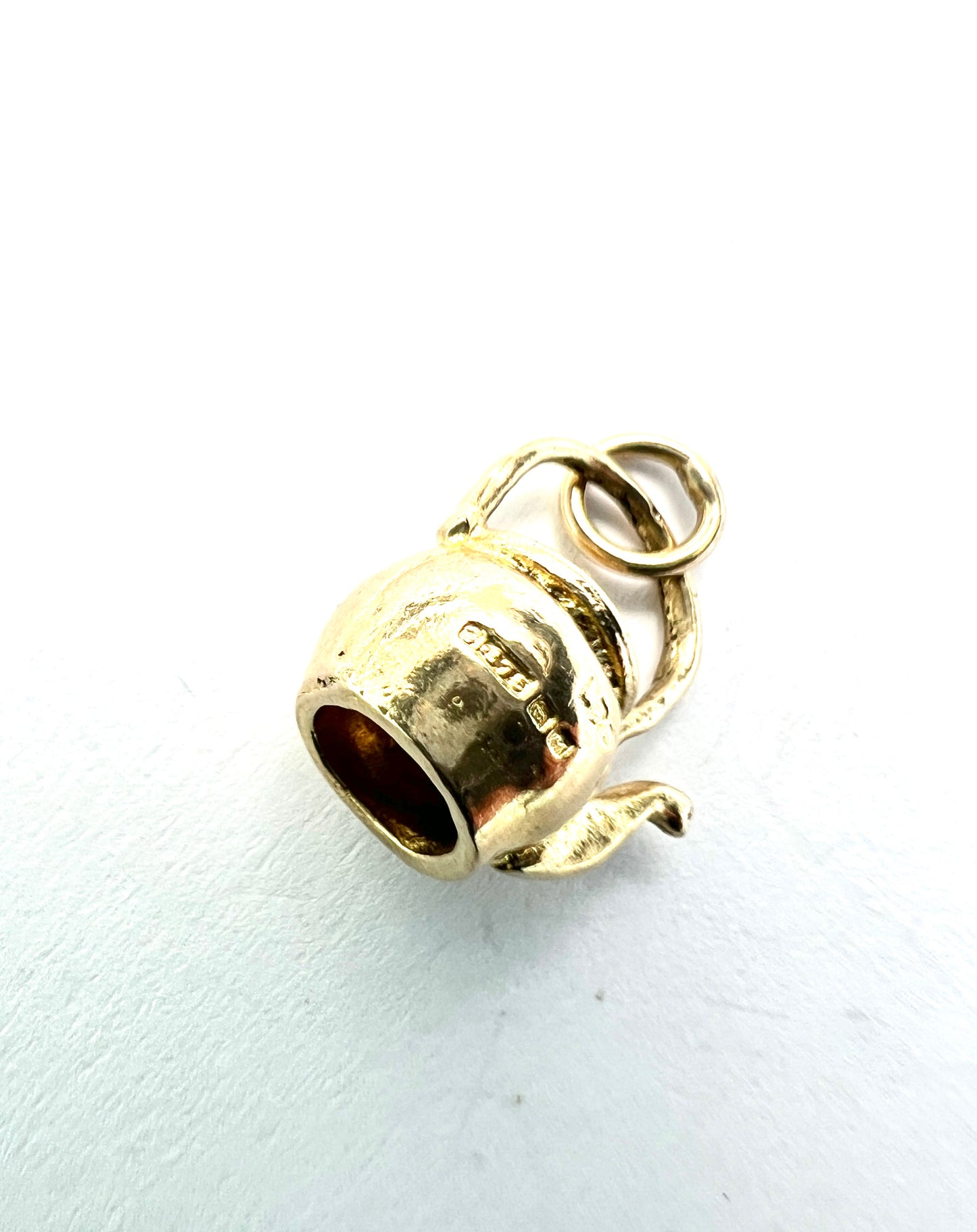 Vintage 9CT Gold Tea Kettle Teapot Charm Pendant