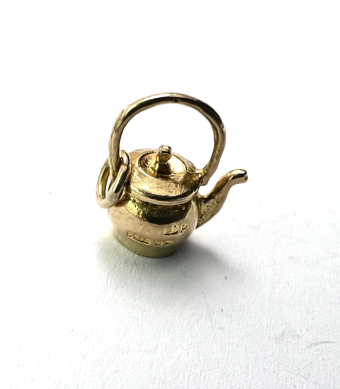 Vintage 9CT Gold Tea Kettle Teapot Charm Pendant