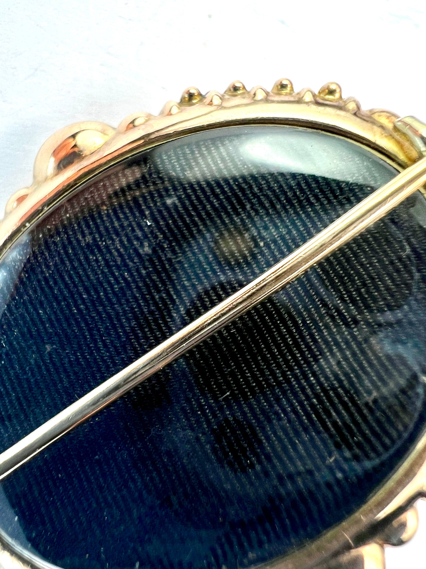 Large Victorian Gold Garnet Etruscan Revival Locket Brooch