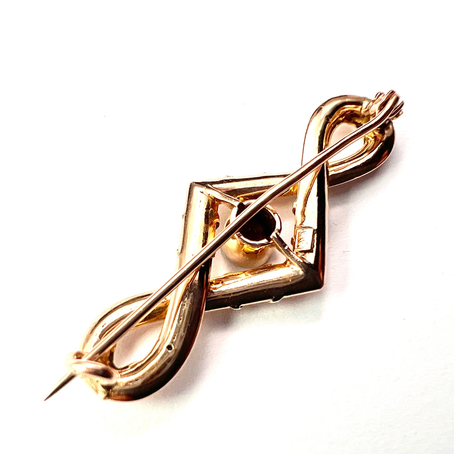 Edwardian 9CT Gold Garnet Brooch
