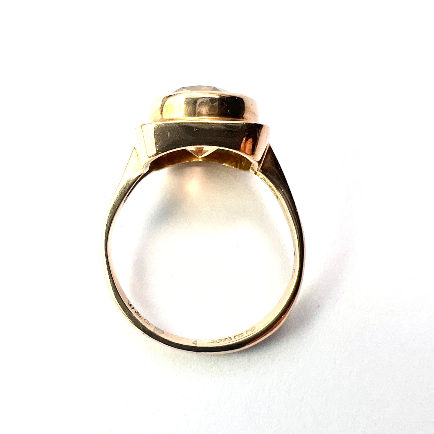Retro 9CT Gold Citrine Ring