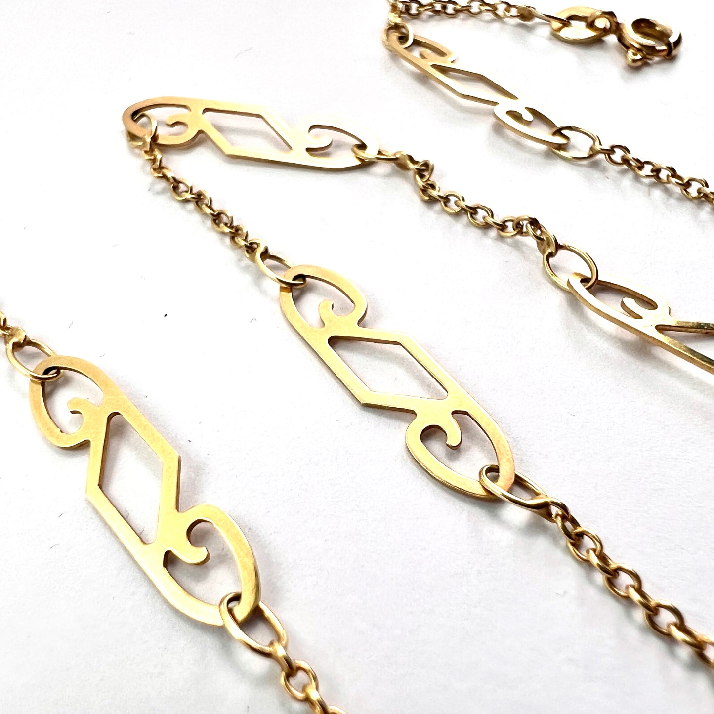 Vintage 14CT Gold Fancy Station Chain Necklace
