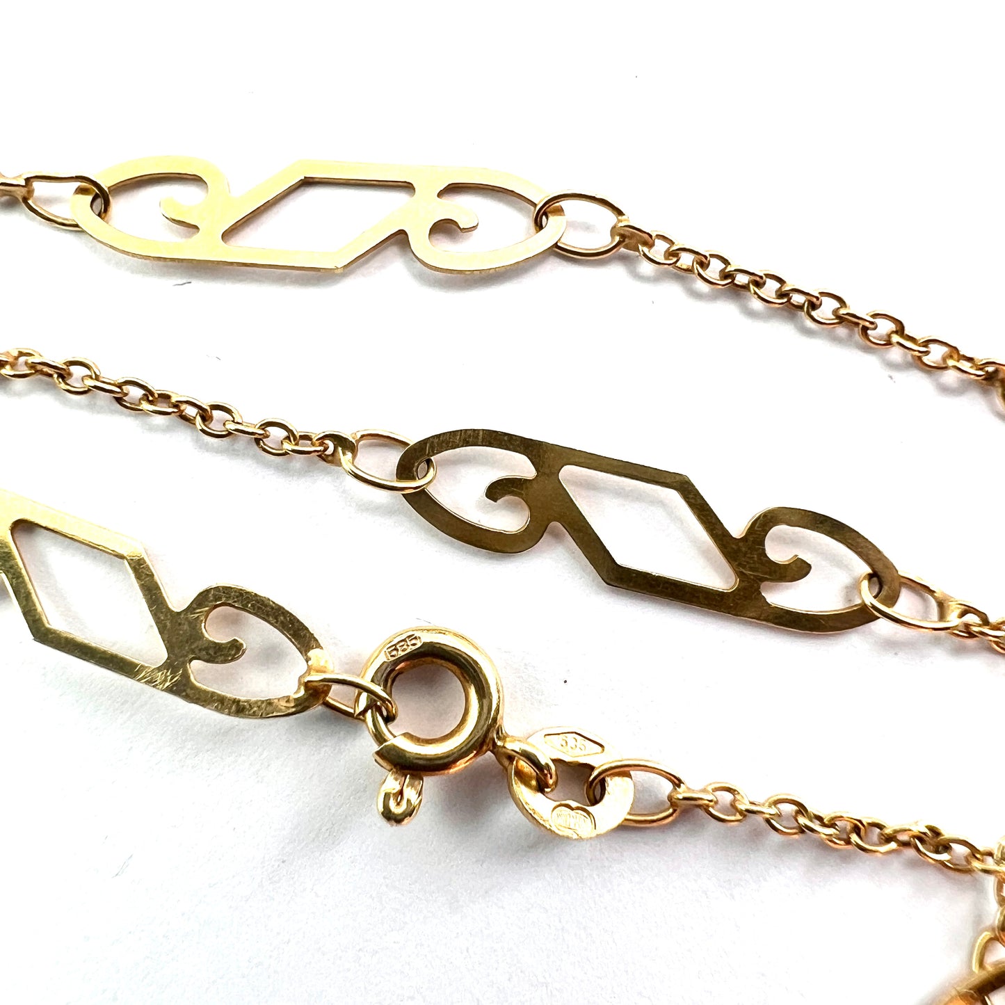 Vintage 14CT Gold Fancy Station Chain Necklace