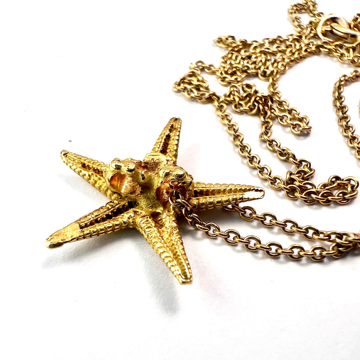 Vintage 18CT Gold Starfish Pendant Necklace